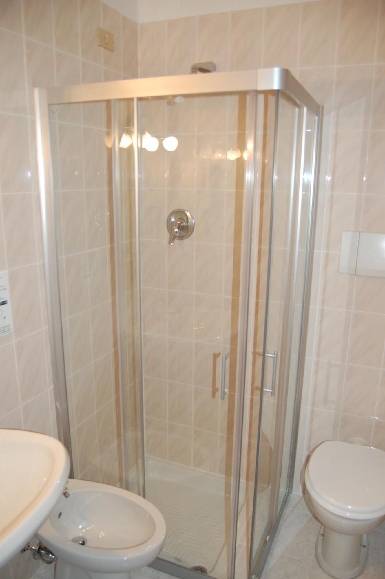 Twin Room,494690514:JPEG